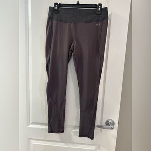 Workout leggings size M. Gently used